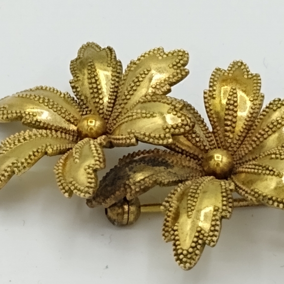 Flower Daisy Posy Bouquet Gold tone Milgrain Brooch Pin Vintage - Picture 2 of 15